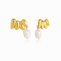 Aurelia Pearl Studs