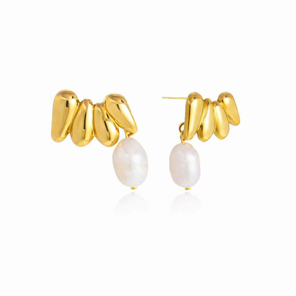 Aurelia Pearl Studs