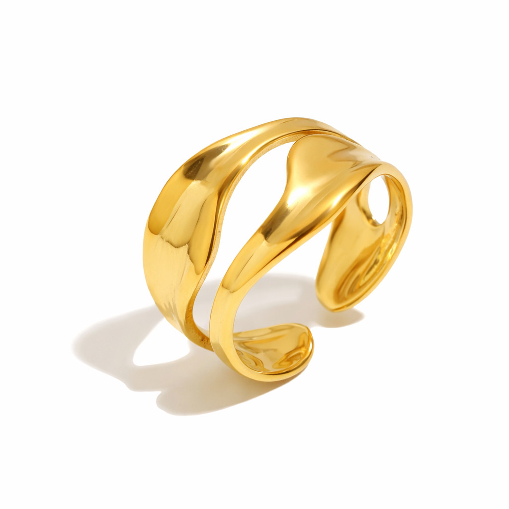 Sora Hammered Ring