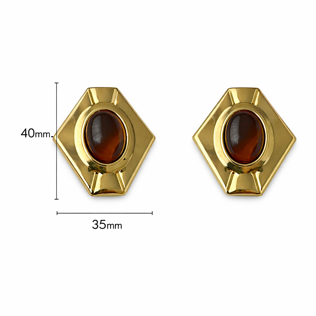 Goldene geometrische Ohrstecker mit braunem Stein, Größe 40 mm Höhe und 35 mm Breite, Statement Ohrstecker aus nickelfreier Legierung.
